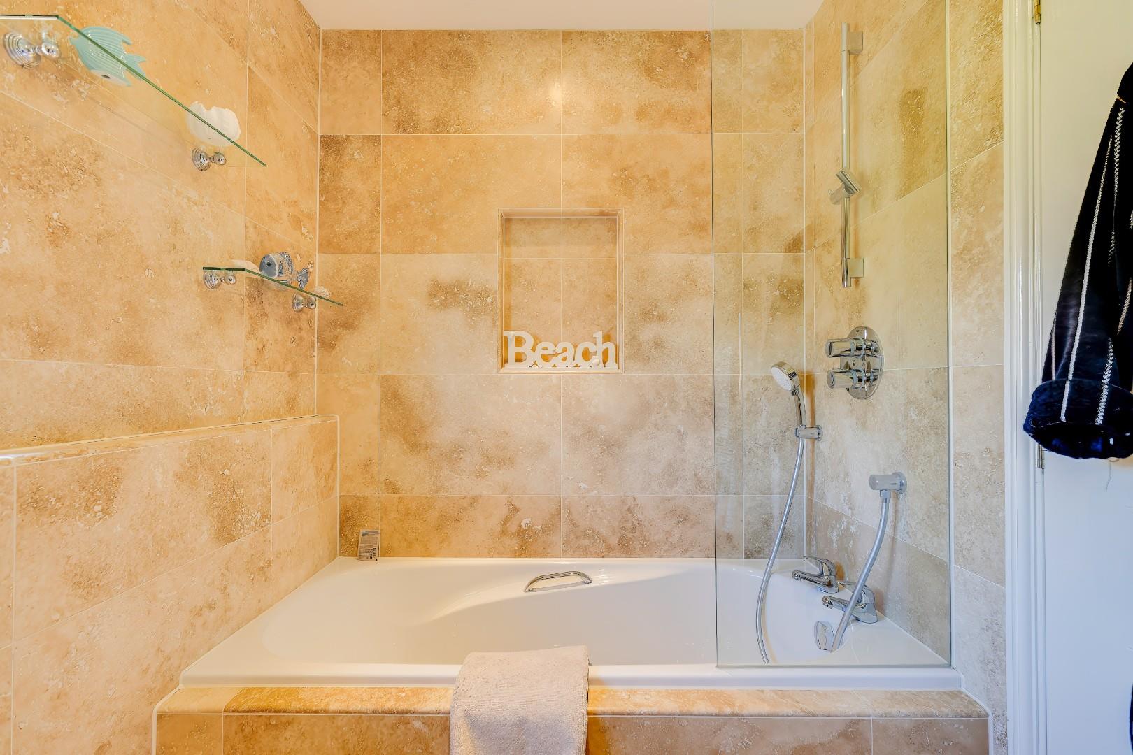 12 Blodyn Y Gog, Barry, CF63 1FB